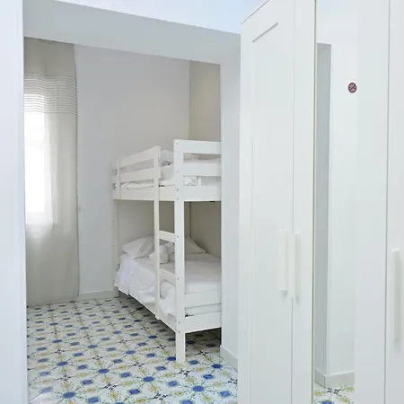 La Dimora Del Sole Alojamento de Acomodação e Pequeno-almoço Ercolano